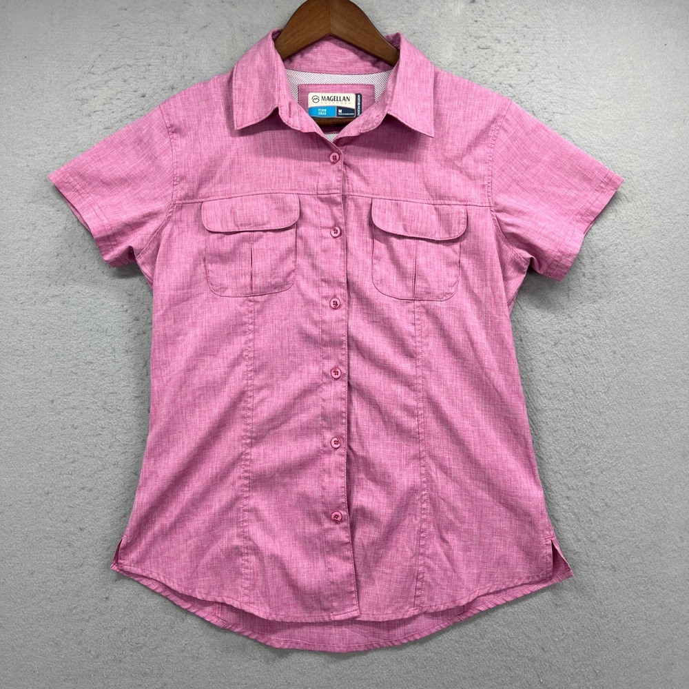 Magellan Outdoors Fishing Shirt Womens Medium Pink Aransas Pass Hiking Gorpcore